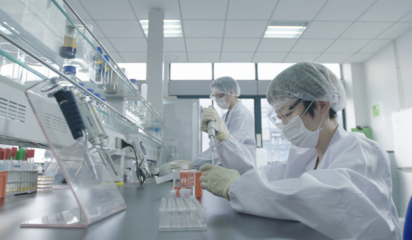 光明乳业 解锁乳品“黑科技”，生物技术研发引领行业新篇章